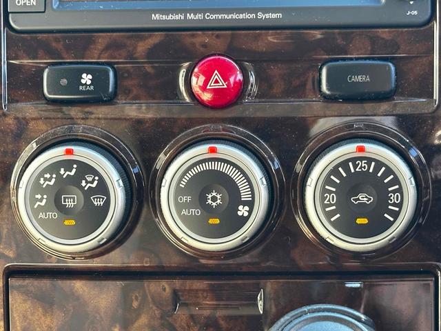 デリカD:5 G プレミアム ボディリフトアップ ガナドールマフラー シートカバー ナビ 後席モニター Bカメラ 両側パワスラ クルコン 社外AW 7人乗り ETC スマートキー HID サイドステップ 電動リアゲート シートH(65枚目)