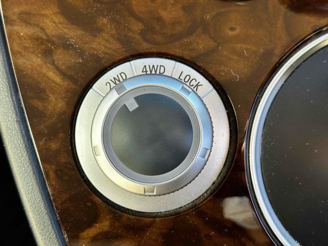 デリカD:5 G プレミアム ボディリフトアップ ガナドールマフラー シートカバー ナビ 後席モニター Bカメラ 両側パワスラ クルコン 社外AW 7人乗り ETC スマートキー HID サイドステップ 電動リアゲート シートH(67枚目)