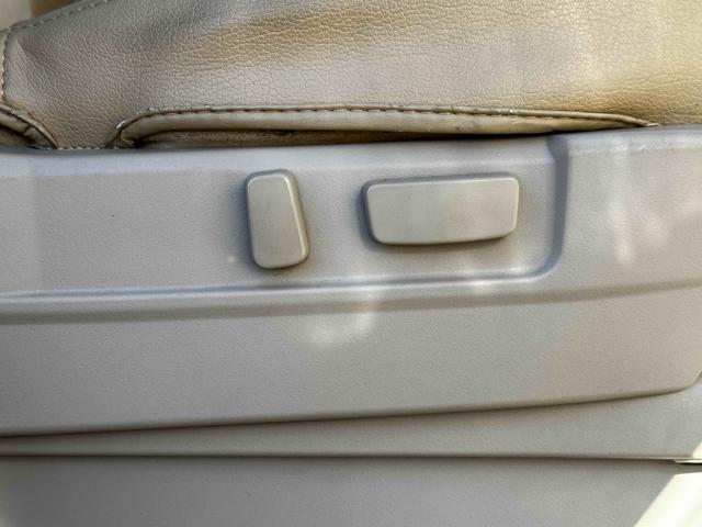 デリカD:5 G プレミアム ボディリフトアップ ガナドールマフラー シートカバー ナビ 後席モニター Bカメラ 両側パワスラ クルコン 社外AW 7人乗り ETC スマートキー HID サイドステップ 電動リアゲート シートH(78枚目)