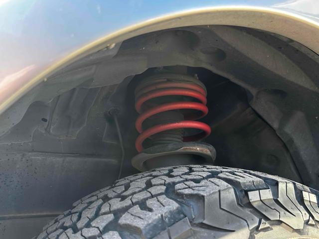 デリカD:5 G プレミアム ボディリフトアップ ガナドールマフラー シートカバー ナビ 後席モニター Bカメラ 両側パワスラ クルコン 社外AW 7人乗り ETC スマートキー HID サイドステップ 電動リアゲート シートH(80枚目)