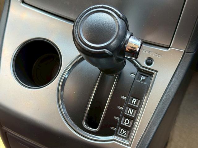 デリカD:5 G パワーパッケージ アルパインHDDナビ・フルセグTV・バックカメラ・両側電動スライドドア・デイトナホイール・マッドスターMTタイヤ・スマートキー・クルーズコントロール・パドルシフト・キセノン・ダブルエアコン・フォグ(15枚目)