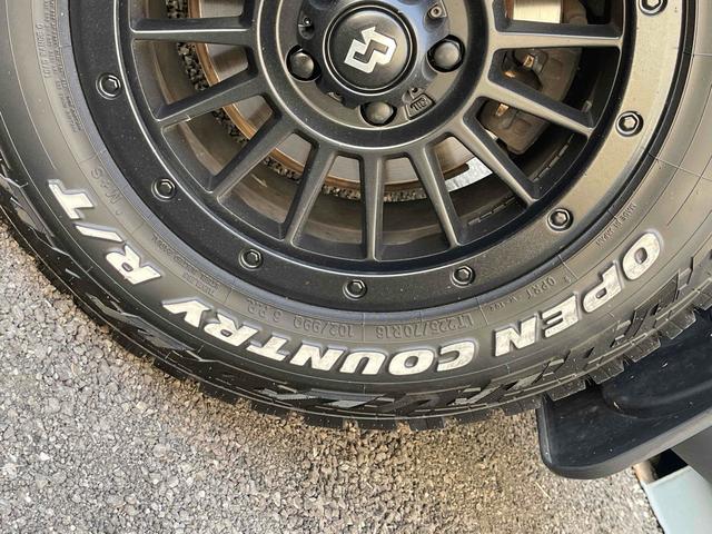 デリカＤ：５ Ｇ　パワーパッケージ　新品ルーフキャリア　フロントブルバー　社外ＡＷ　ＴＯＹＯオープンカントリーＲＴ　両側パワースライドドア　地デジＳＤナビ　前後ドラレコ　Ｂカメラ　ＥＴＣ　クルーズコントロール　ＨＩＤ　ＬＥＤテール（31枚目）