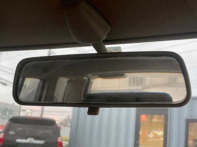 ラシーン ｆｔ　タイプＩＩ　ユーザー買取車・ストラーダＳＤナビ・フルセグＴＶ・Ｂｌｕｅｔｏｏｔｈ・バックカメラ・新品バッテリー・丸目ヘッドライト・ＡＷ・木目調パネル・ブラウンシートカバー・背面タイヤレス仕様・フォグライト・４ＷＤ（53枚目）