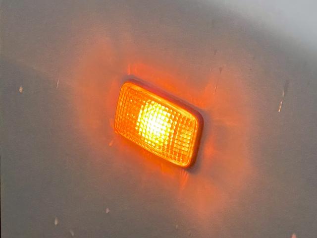 ラシーン ｆｔ　タイプＩＩ　ユーザー買取車・ストラーダＳＤナビ・フルセグＴＶ・Ｂｌｕｅｔｏｏｔｈ・バックカメラ・新品バッテリー・丸目ヘッドライト・ＡＷ・木目調パネル・ブラウンシートカバー・背面タイヤレス仕様・フォグライト・４ＷＤ（56枚目）