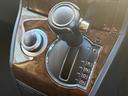 シフトレバー。ぜひ一度お客様の目で確認してください。