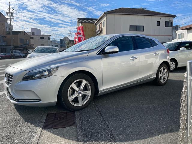 Ｖ４０ Ｔ４　ナビ　バックカメラ　ＥＴＣ　ドライブレコーダー　スポーツモード付ＤＳＴＣ　禁煙車（6枚目）