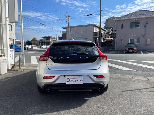 Ｖ４０ Ｔ４　ナビ　バックカメラ　ＥＴＣ　ドライブレコーダー　スポーツモード付ＤＳＴＣ　禁煙車（9枚目）