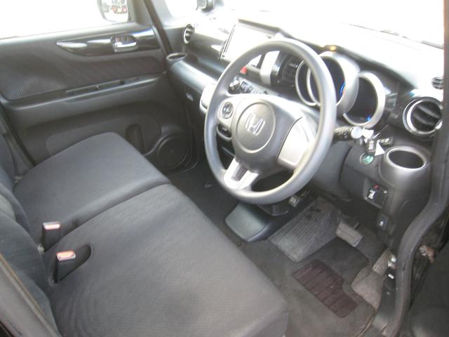 Ｎ－ＢＯＸカスタム Ｇ・Ｌパッケージ　１ＳｅｇＳＤナビ　ＥＴＣ　２０２３年タイヤ　検２年　保証　エアロ　ＦＯＧ　ＨＩＤヘッドライト　Ｐｕｓｈ－Ｓ　インテリキーＸ２　左ＲＤ－ＰＳＤ　電格Ｗ　ＰＷ　１４ＡＷ（29枚目）