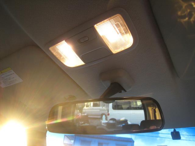 Ｎ－ＢＯＸカスタム Ｇ・Ｌパッケージ　１ＳｅｇＳＤナビ　ＥＴＣ　２０２３年タイヤ　検２年　保証　エアロ　ＦＯＧ　ＨＩＤヘッドライト　Ｐｕｓｈ－Ｓ　インテリキーＸ２　左ＲＤ－ＰＳＤ　電格Ｗ　ＰＷ　１４ＡＷ（33枚目）