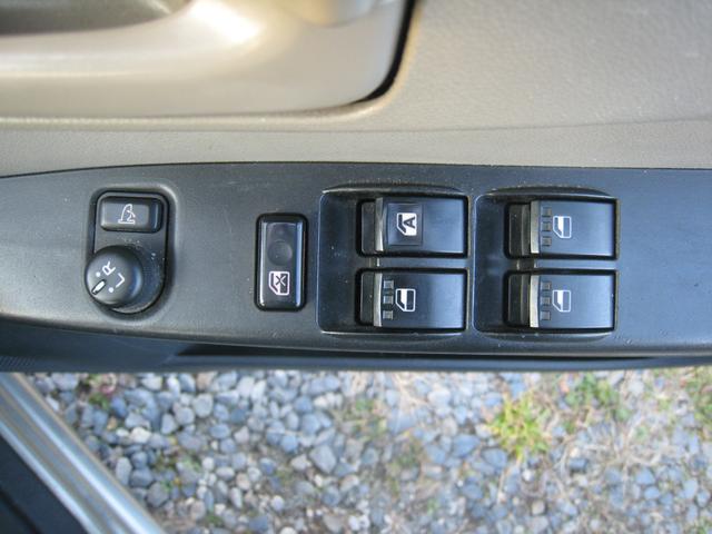 ミラ Ｌ　５速ミッション　４ＷＤ　ワンセグＴＶ　ＳＤナビ　キーレス　検２年含保証　Ｂｌｕｅｔｏｏｔｈオーディオ　ＣＤ　パワーウインドー　助手席側エアバック　運転席エアバック　ヘッドライトレベライザー（41枚目）