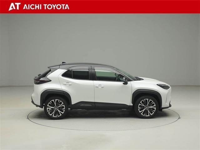 ヤリスクロス ハイブリッドＺ　ドライブレコーダ　インテリジェントキー　アルミホイル　ＬＥＤライト　１オ－ナ－　リアカメラ　クルーズコントロール　横滑り防止システム　電動シ－ト　パワステ　オートエアコン　キーフリー　イモビライザ（7枚目）