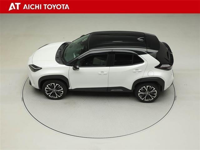 ヤリスクロス ハイブリッドＺ　ドライブレコーダ　インテリジェントキー　アルミホイル　ＬＥＤライト　１オ－ナ－　リアカメラ　クルーズコントロール　横滑り防止システム　電動シ－ト　パワステ　オートエアコン　キーフリー　イモビライザ（11枚目）