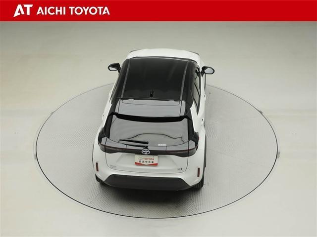 ヤリスクロス ハイブリッドＺ　ドライブレコーダ　インテリジェントキー　アルミホイル　ＬＥＤライト　１オ－ナ－　リアカメラ　クルーズコントロール　横滑り防止システム　電動シ－ト　パワステ　オートエアコン　キーフリー　イモビライザ（13枚目）