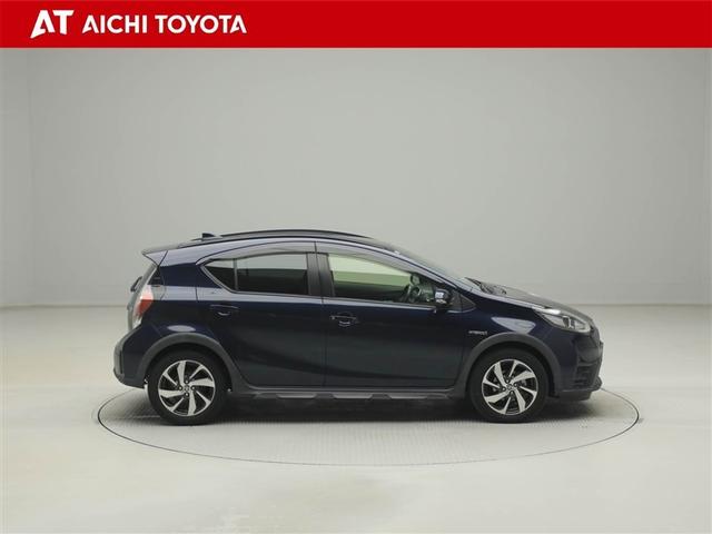 アクア クロスオーバー　メディアプレイヤー接続　Ｂカメラ　地デジ　イモビライザー　ナビＴＶ　エアコン　１オ－ナ－　ＬＥＤ　ＥＳＣ　ドライブレコーダー　アルミホイール　キーフリー　ＤＶＤ再生可　ＥＴＣ　パワーステアリング（7枚目）