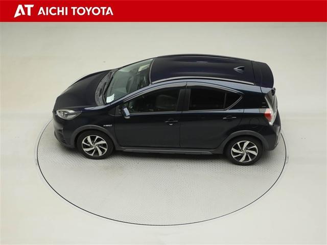 アクア クロスオーバー　メディアプレイヤー接続　Ｂカメラ　地デジ　イモビライザー　ナビＴＶ　エアコン　１オ－ナ－　ＬＥＤ　ＥＳＣ　ドライブレコーダー　アルミホイール　キーフリー　ＤＶＤ再生可　ＥＴＣ　パワーステアリング（11枚目）