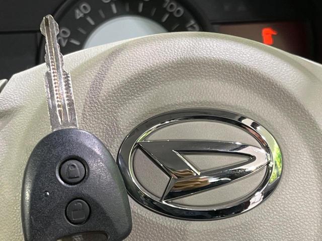 L SAIII SDナビ 衝突被害軽減装置 禁煙車 LEDヘッドライト Bluetooth接続 オートハイビーム クリアランスソナー アイドリングストップ ダイアル式マニュアルエアコン(8枚目)