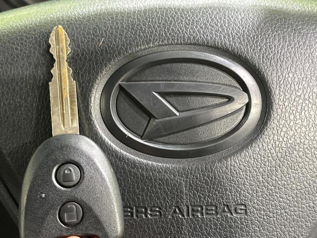 L SAIII SDナビ 衝突被害軽減装置 オートハイビーム コーナーセンサー 禁煙車 キーレスエントリーシステム アイドリングストップ Bluetooth接続 ドライブレコーダー パワーウィンドウ(6枚目)