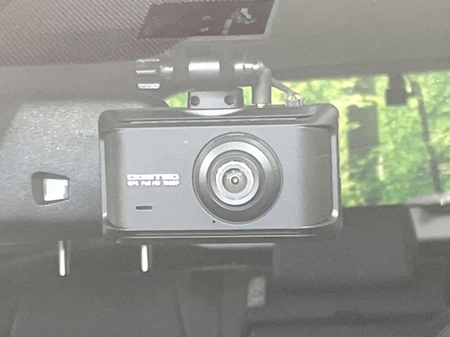 ＲＡＶ４ アドベンチャー　オフロードパッケージ　全周囲カメラ　９型ディスプレイ　ＥＴＣ　ドラレコ　ブラインドスポットモニター　レーダークルーズコントロール　スマートキー　革巻きステアリング　ＬＥＤヘッドライト　オートエアコン　コーナーセンサー（7枚目）