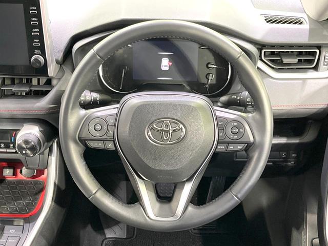 ＲＡＶ４ アドベンチャー　オフロードパッケージ　全周囲カメラ　９型ディスプレイ　ＥＴＣ　ドラレコ　ブラインドスポットモニター　レーダークルーズコントロール　スマートキー　革巻きステアリング　ＬＥＤヘッドライト　オートエアコン　コーナーセンサー（11枚目）