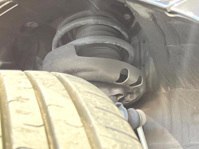 プリウス ＳセーフティプラスＩＩ　後期　純正８型ナビ　全周囲カメラ　ＥＴＣ　ドラレコ　セーフティセンス　レーダークルーズ　ＡＣ１００Ｖ電源　ブラインドスポットモニター　ＬＥＤヘッドライト　ステアリングスイッチ　Ｂｌｕｅｔｏｏｔｈ接続（20枚目）