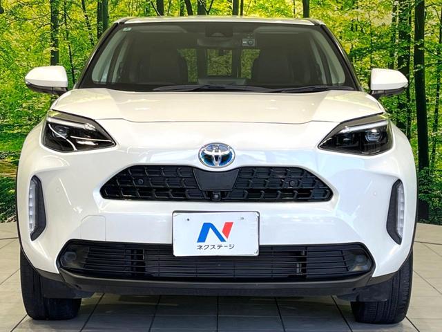 ヤリスクロス ハイブリッドＺ　現行　禁煙車　ナビ機能　全周囲カメラ　ＥＴＣ　前後ドラレコ　セーフティセンス　レーダークルーズコントロール　シートヒーター　パワーシート　ＬＥＤヘッドライト　スマートキー　オートライト（14枚目）