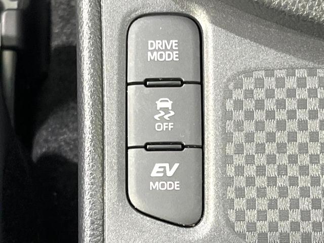 ヤリスクロス ハイブリッドＺ　現行　禁煙車　ナビ機能　全周囲カメラ　ＥＴＣ　前後ドラレコ　セーフティセンス　レーダークルーズコントロール　シートヒーター　パワーシート　ＬＥＤヘッドライト　スマートキー　オートライト（43枚目）