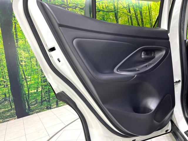 ヤリスクロス ハイブリッドＺ　現行　禁煙車　ナビ機能　全周囲カメラ　アドバンスドパーク　ステアリングヒーター　ＥＴＣ　ドラレコ　セーフティセンス　レーダークルーズ　ルーフレール　シートヒーター　パワーシート　ＬＥＤヘッドライト（52枚目）