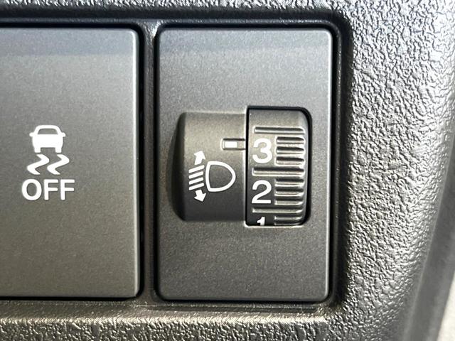 Ｎ－ＢＯＸカスタム ターボコーディネートスタイル　届出済未使用車　両側電動ドア　ホンダセンシング　アダプティブクルーズコントロール　バックカメラ　シートヒーター　シートバックテーブル　リアサンシェード　パドルシフト　ステアリングスイッチ（58枚目）