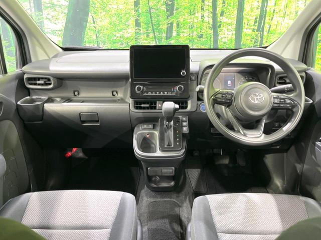 シエンタ ハイブリッドＧ　禁煙車　全周囲カメラ　８型ディスプレイ　両側電動ドア　セーフティセンス　ブラインドスポットモニター　ドライブレコーダー　ＥＴＣ　Ｂｌｕｅｔｏｏｔｈ接続　オートエアコン　スマートキー（2枚目）