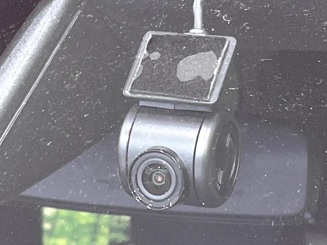 タフト Ｇ　クロムベンチャー　禁煙車　ガラスルーフ　純正ＳＤナビ　バックカメラ　ドラレコ　スマートアシスト　コーナーセンサー　シートヒーター　ルーフレール　ステアリングスイッチ　Ｂｌｕｅｔｏｏｔｈ　電子制御パーキングブレーキ（7枚目）