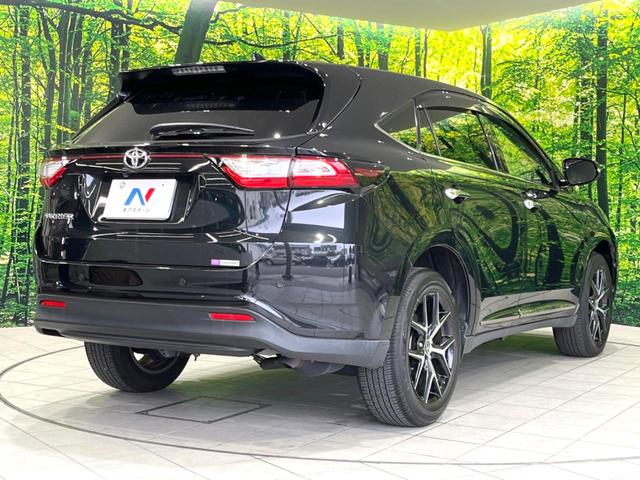 ハリアー プレミアム　スタイルノアール　後期　禁煙車　純正９型ナビ　バックカメラ　ＥＴＣ　トヨタセーフティセンス　クリアランスソナー　レーダークルーズ　電動リアゲート　ハーフレザーシート　Ｂｌｕｅｔｏｏｔｈ接　パワーシート　三眼ヘッドライト（17枚目）
