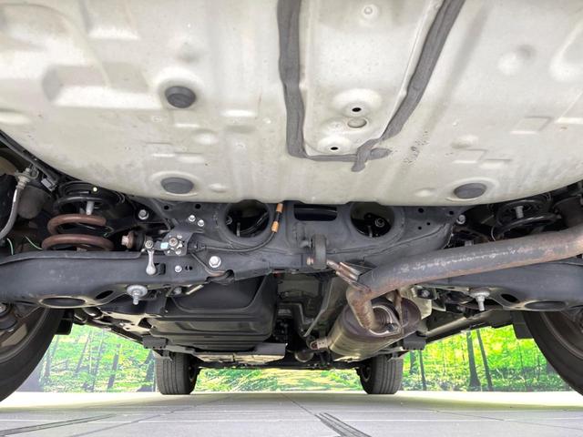 ハリアー プレミアム　スタイルノアール　後期　禁煙車　純正９型ナビ　バックカメラ　ＥＴＣ　トヨタセーフティセンス　クリアランスソナー　レーダークルーズ　電動リアゲート　ハーフレザーシート　Ｂｌｕｅｔｏｏｔｈ接　パワーシート　三眼ヘッドライト（19枚目）