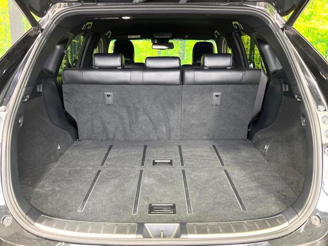 ハリアー プレミアム　スタイルノアール　後期　禁煙車　純正９型ナビ　バックカメラ　ＥＴＣ　トヨタセーフティセンス　クリアランスソナー　レーダークルーズ　電動リアゲート　ハーフレザーシート　Ｂｌｕｅｔｏｏｔｈ接　パワーシート　三眼ヘッドライト（28枚目）
