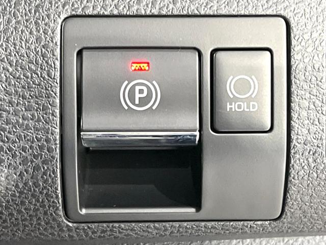 ハリアー プレミアム　スタイルノアール　後期　禁煙車　純正９型ナビ　バックカメラ　ＥＴＣ　トヨタセーフティセンス　クリアランスソナー　レーダークルーズ　電動リアゲート　ハーフレザーシート　Ｂｌｕｅｔｏｏｔｈ接　パワーシート　三眼ヘッドライト（32枚目）