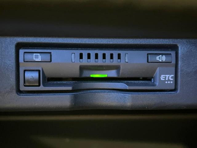 ハリアー プレミアム　スタイルノアール　後期　禁煙車　純正９型ナビ　バックカメラ　ＥＴＣ　トヨタセーフティセンス　クリアランスソナー　レーダークルーズ　電動リアゲート　ハーフレザーシート　Ｂｌｕｅｔｏｏｔｈ接　パワーシート　三眼ヘッドライト（44枚目）