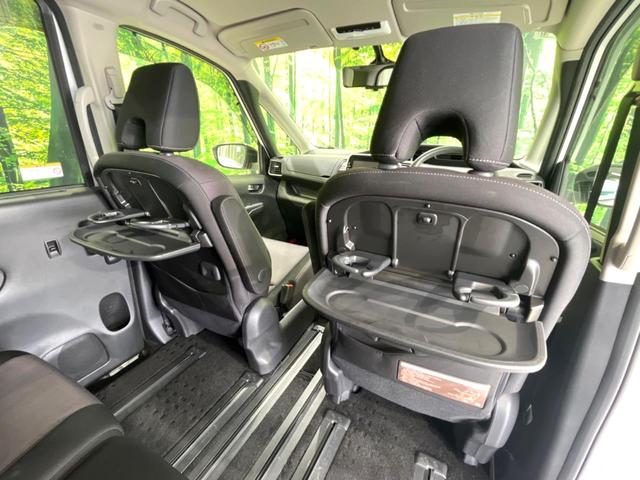 セレナ ハイウェイスター VセレクションII 禁煙車 純正9型ナビ フリップダウンモニター 全周囲カメラ デジタルインナーミラー プロパイロット パーキングアシスト 両側電動ドア エマージェンシーブレーキ ドラレコ スマートキー LEDヘッド(57枚目)