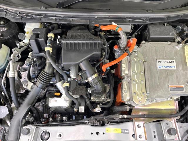 キックス X 禁煙車 純正9型ナビ インテリジェントエマージェンシーブレーキ ETC ドラレコ スマートキー LEDヘッドライト オートマチックハイビーム オートライト オートエアコン CD/DVD再生(18枚目)