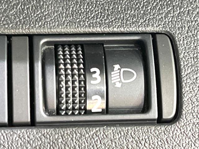 キックス X 禁煙車 純正9型ナビ インテリジェントエマージェンシーブレーキ ETC ドラレコ スマートキー LEDヘッドライト オートマチックハイビーム オートライト オートエアコン CD/DVD再生(41枚目)