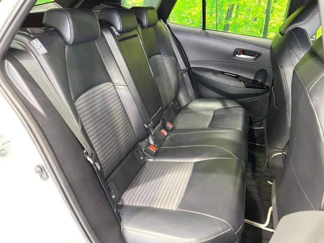 カローラツーリング ハイブリッド ダブルバイビー 禁煙車 純正9型ナビ ブラインドスポットモニター シートヒーター セーフティセンス バックカメラ ドラレコ Bluetooth ETC レーダークルコン ハーフレザーシート 17インチアルミ(9枚目)