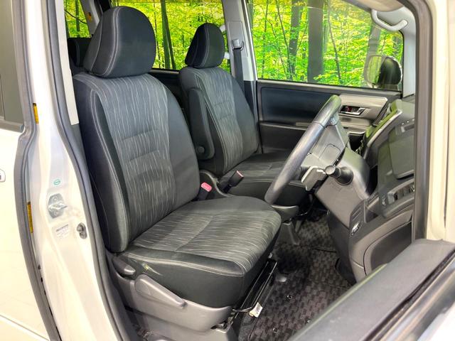 ヴォクシー ZS 煌II 禁煙車 純正SDナビ Bluetooth接続 ビルトインETC 両側電動ドア HIDヘッドライト デュアルエアコン 純正16インチアルミ CD DVD再生 フルセグTV(8枚目)