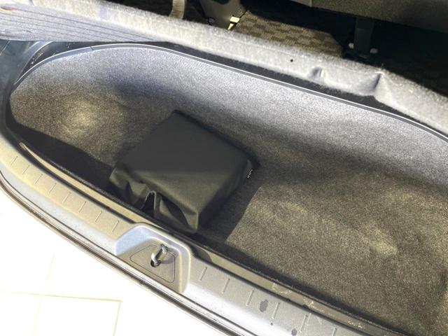 ヴォクシー ZS 煌II 禁煙車 純正SDナビ Bluetooth接続 ビルトインETC 両側電動ドア HIDヘッドライト デュアルエアコン 純正16インチアルミ CD DVD再生 フルセグTV(35枚目)