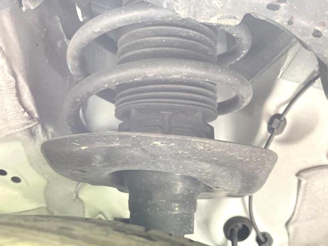 シエンタ Z 禁煙車 純正10.5型ナビ 全周囲カメラ ブラインドスポットモニター トヨタセーフティセンス レーダークルーズ コーナーセンサー スマートキー LEDヘッド ビルトインETC オートハイビーム(60枚目)