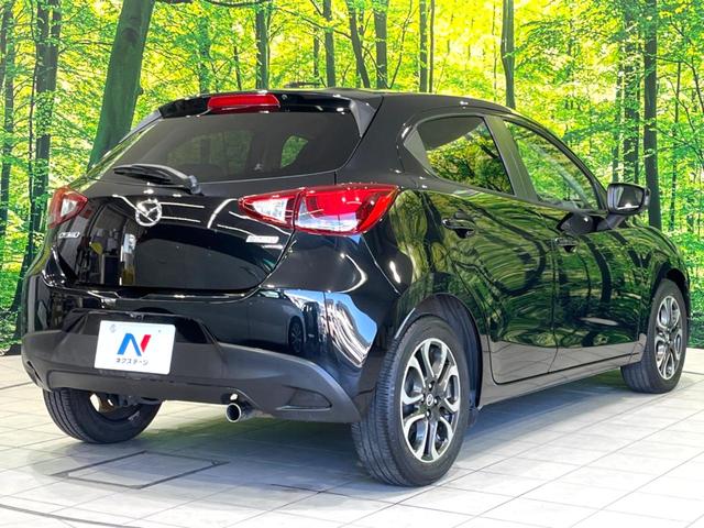 デミオ ＸＤツーリング　禁煙車　純正ナビ　Ｂｌｕｅｔｏｏｔｈ接続　バックカメラ　ＥＴＣ　スマートシティブレーキ　ＬＥＤヘッドライト　クルーズコントロール　オートライト　オートエアコン　純正１６インチアルミ　スマートキー（17枚目）