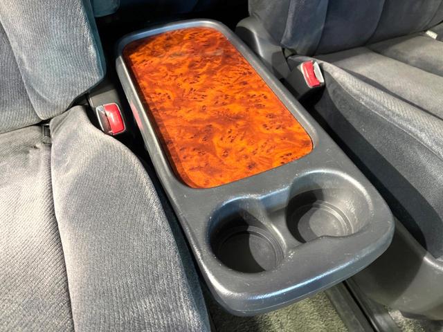 エスティマ 2.4アエラス Gエディション 禁煙車 後席モニター 両側電動ドア 純正ナビ バックカメラ HIDヘッド ビルトインETC クルコン オートライト デュアルエアコン 純正17インチアルミ CD 地デジ スマートキー(22枚目)