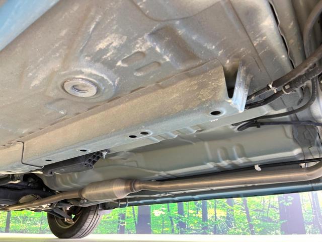 ハスラー X 禁煙車 メーカーナビ 全方位モニター ドラレコ HIDヘッド オートライト オートエアコン 純正15インチアルミ Bluetooth CD DVD再生 フルセグ スマートキー 誤発進抑制機能(31枚目)