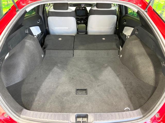 プリウス A 後期 禁煙車 純正9型ナビ パワーシート セーフティセンス バックカメラ ドラレコ ETC ブラインドスポットモニター クリアランスソナー レーダークルコン 純正15インチアルミ LEDフォグ(11枚目)