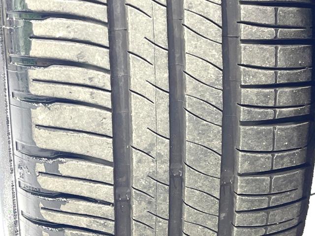 プリウス A 後期 禁煙車 純正9型ナビ パワーシート セーフティセンス バックカメラ ドラレコ ETC ブラインドスポットモニター クリアランスソナー レーダークルコン 純正15インチアルミ LEDフォグ(22枚目)