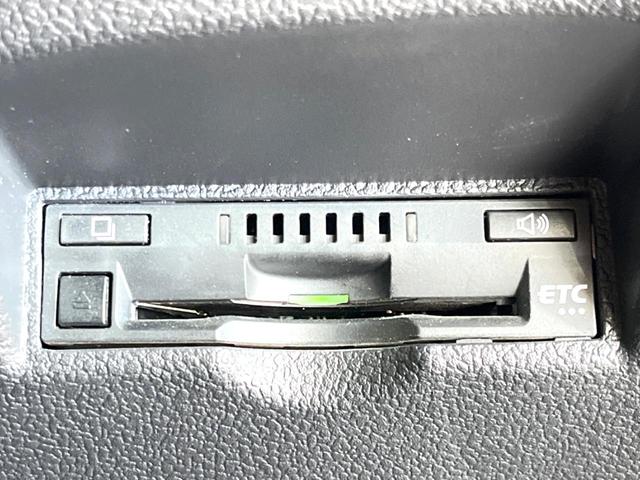 プリウス A 後期 禁煙車 純正9型ナビ パワーシート セーフティセンス バックカメラ ドラレコ ETC ブラインドスポットモニター クリアランスソナー レーダークルコン 純正15インチアルミ LEDフォグ(62枚目)