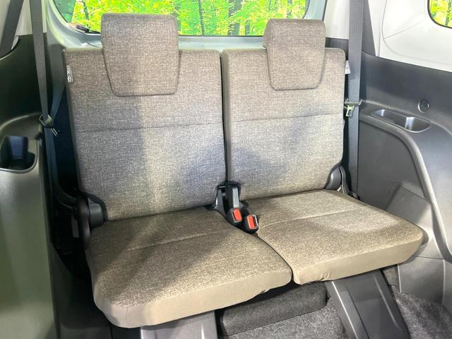 シエンタ ハイブリッドＺ　禁煙車　ファンツールパッケージ　セーフティセンス　純正１０．５型ナビ　全方位カメラ　ドラレコ　ＥＴＣ　クリアランスソナー　レーダークルーズ　ブラインドスポットモニター　ＬＥＤヘッド　サンシェード（10枚目）