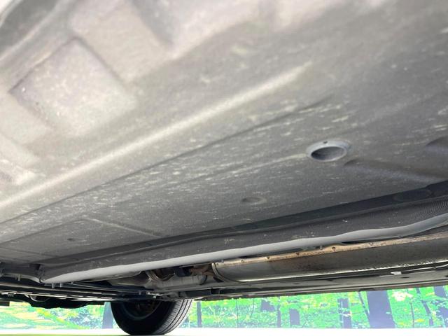 キューブ １５Ｘ　Ｖセレクション　禁煙車　純正ＳＤナビ　スマートキー　ＥＴＣ　オートライト　オートエアコン　キャメルカラー内装　ＣＤ再生　フルセグ　電動格納ドアミラー　アイドリングストップ　収納付きアームレスト（22枚目）